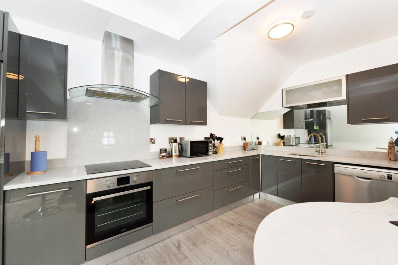 Pier House Luxury Apartment Дингл Экстерьер фото