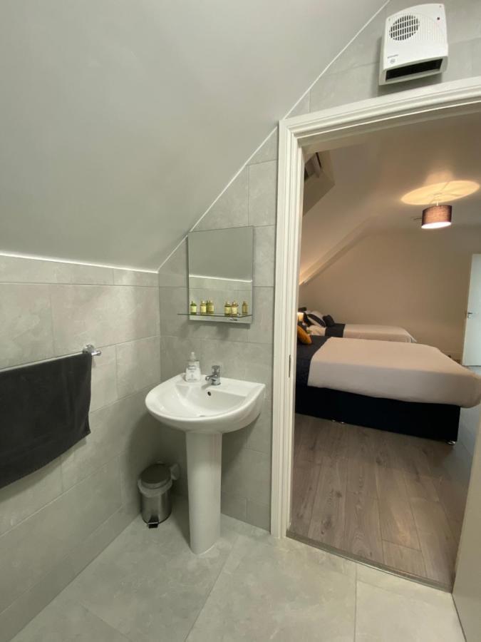 Pier House Luxury Apartment Дингл Экстерьер фото